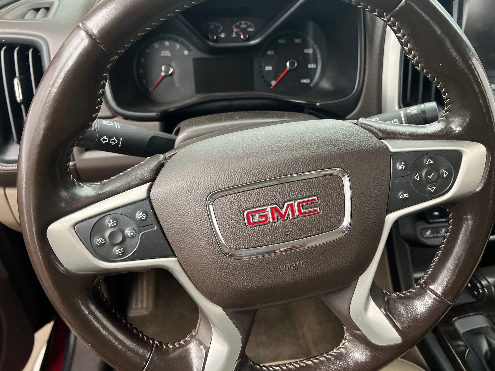 Thumbnail: 2018 GMC Canyon - 4