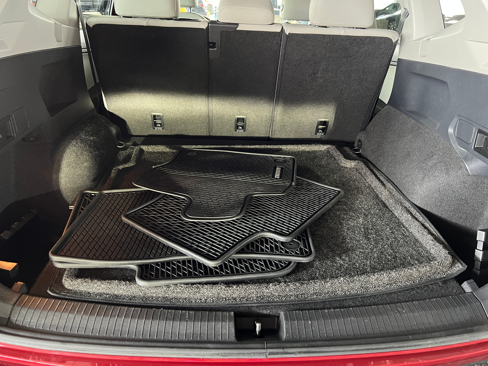 Thumbnail: 2019 Volkswagen Tiguan - 6