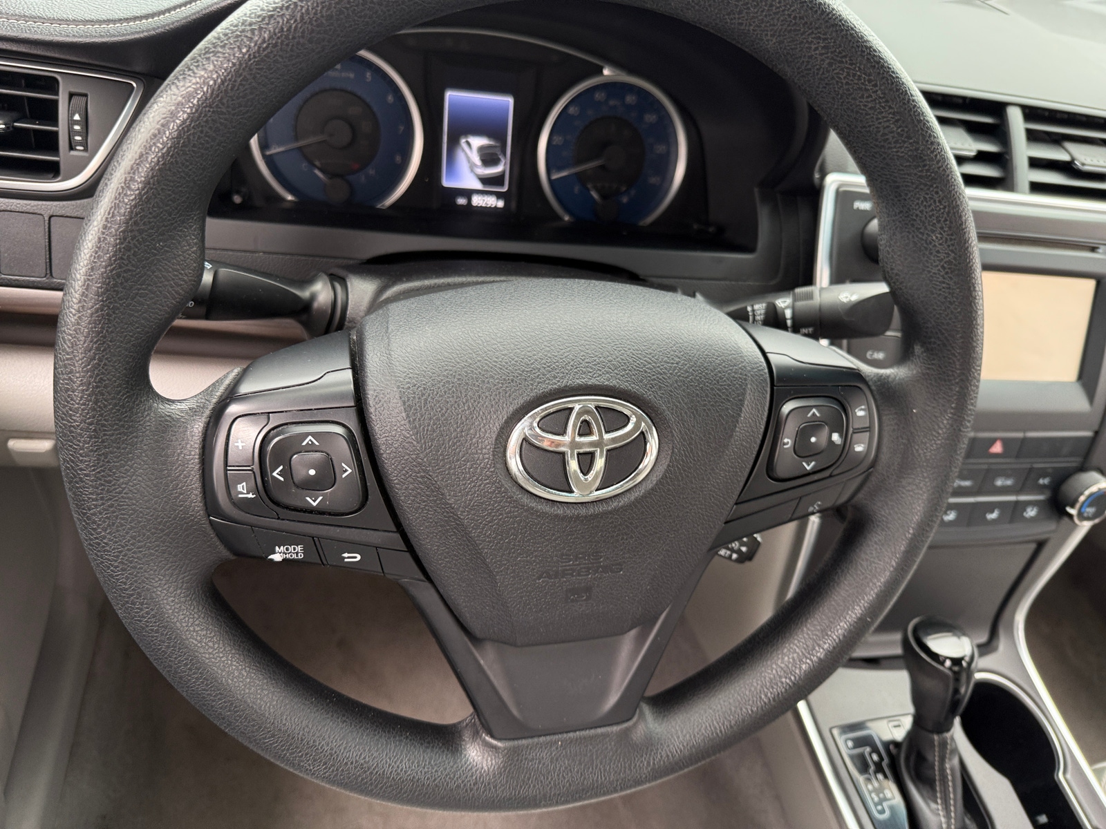 Thumbnail: 2017 Toyota Camry - 5