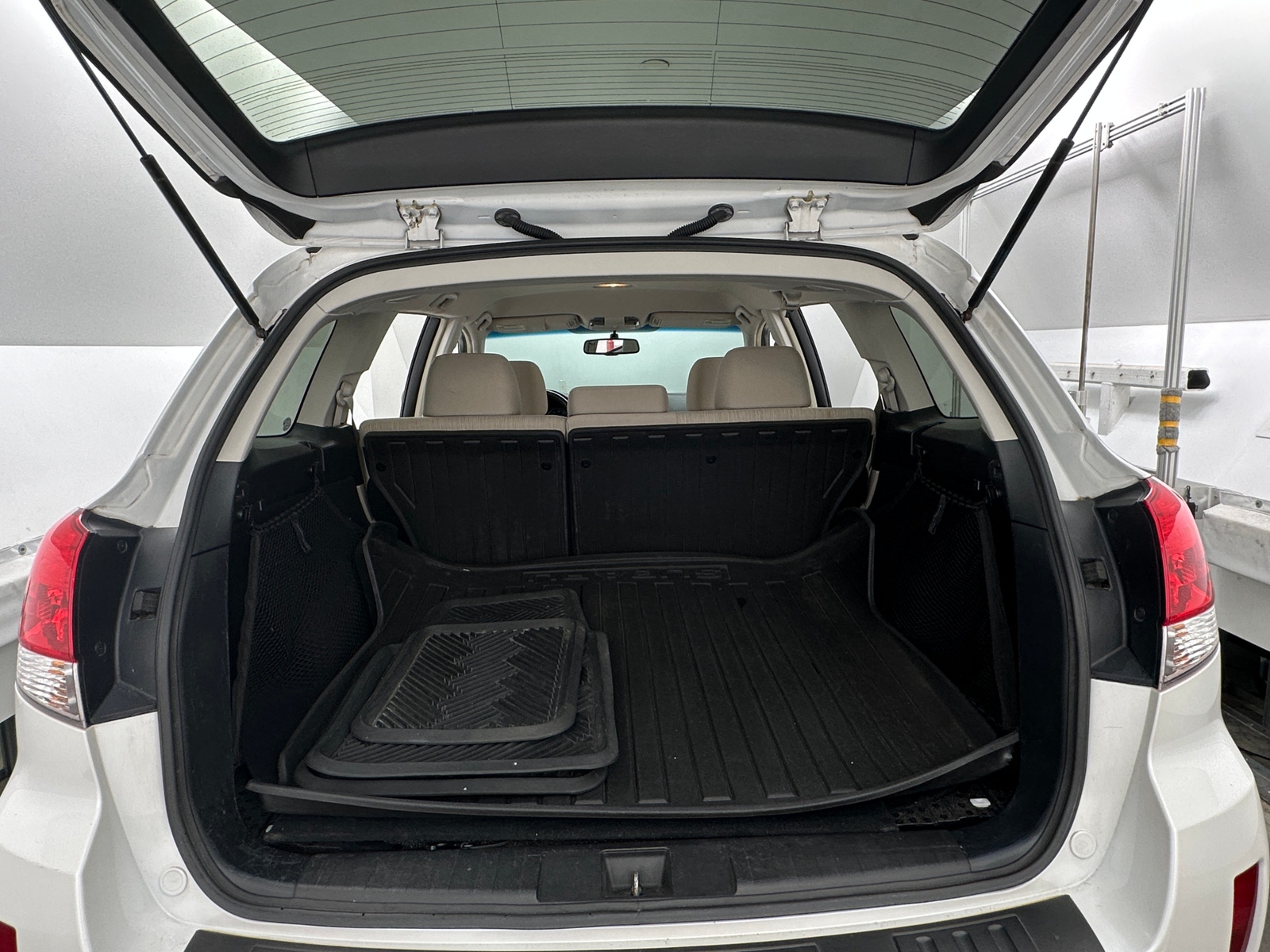 Thumbnail: 2013 Subaru Outback - 7