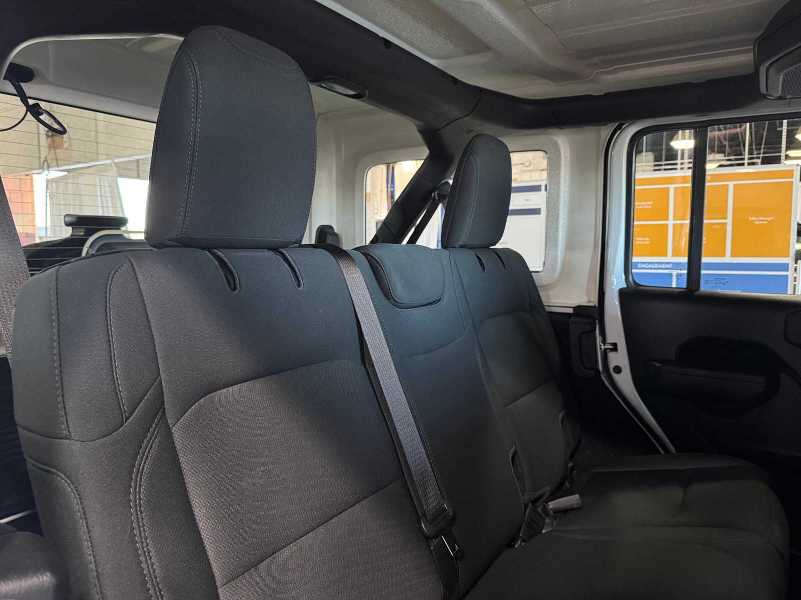Thumbnail: 2022 Jeep Wrangler - 6