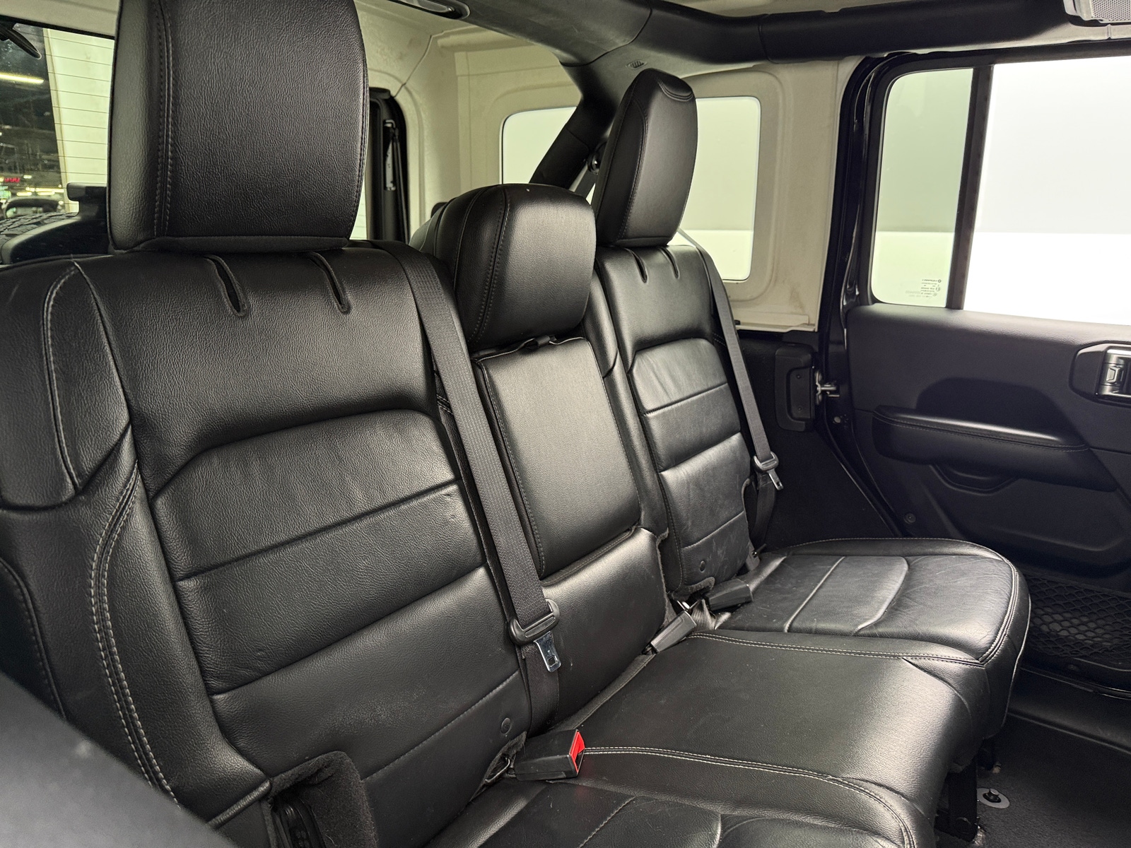 Thumbnail: 2018 Jeep Wrangler - 6