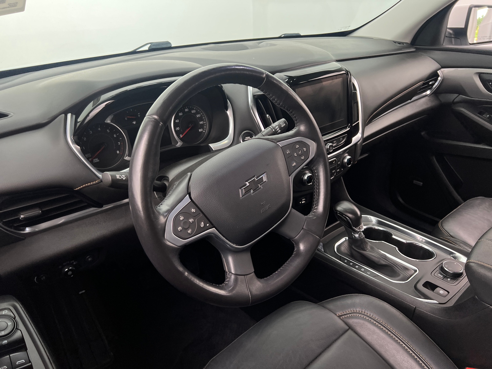 Thumbnail: 2021 Chevrolet Traverse - 2