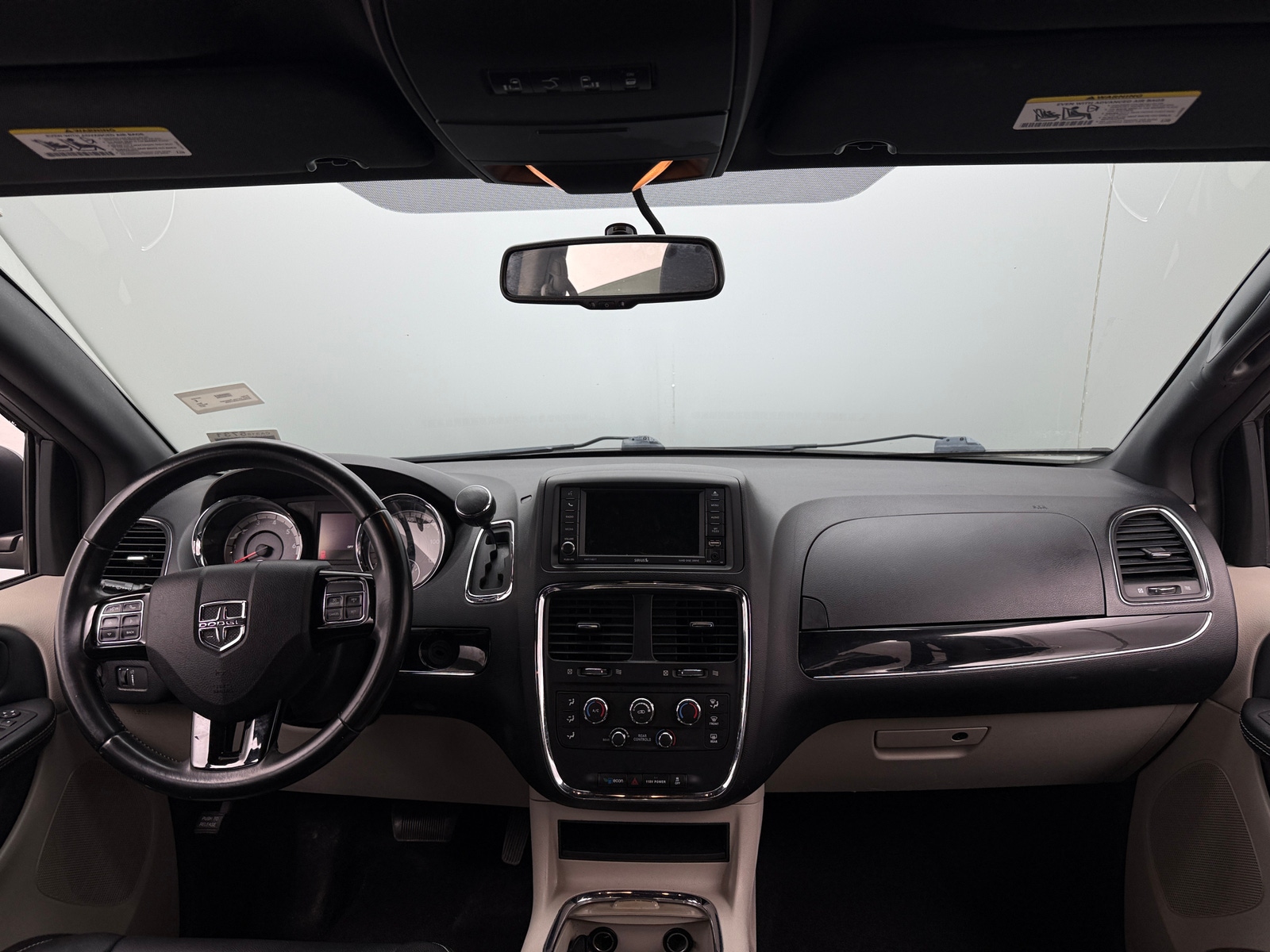 Thumbnail: 2017 Dodge Grand Caravan - 2