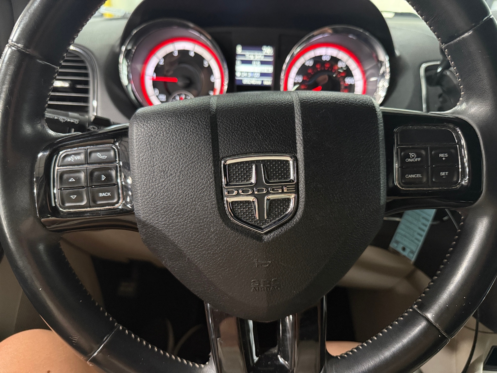 Thumbnail: 2017 Dodge Grand Caravan - 4