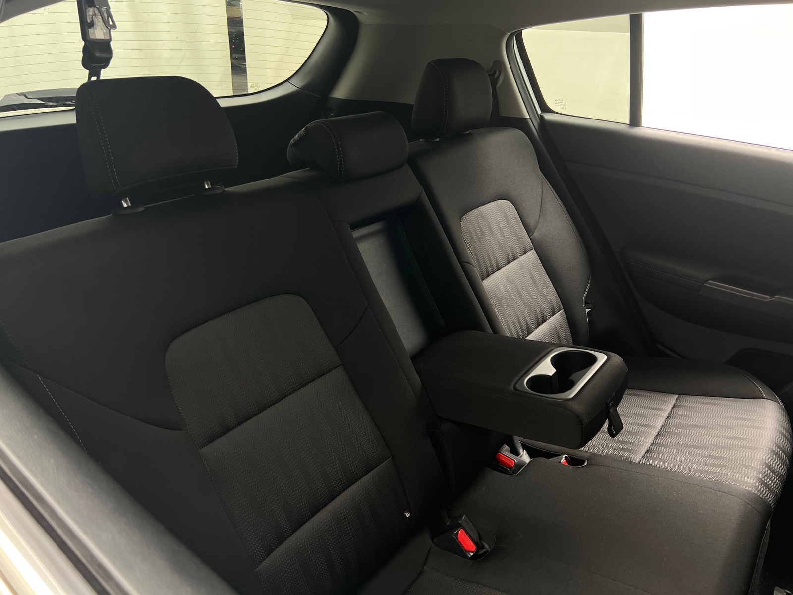 Thumbnail: 2020 Kia Sportage - 6