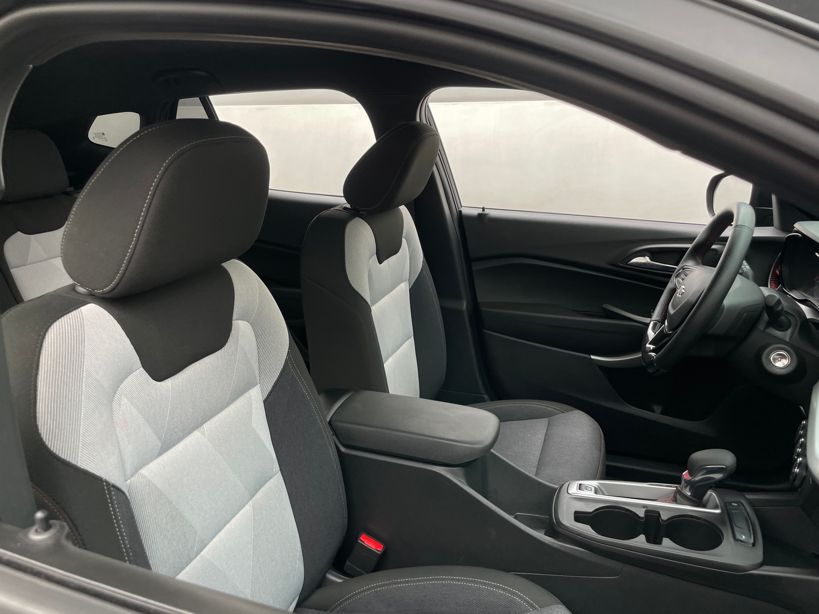 Thumbnail: 2024 Chevrolet Trax - 2