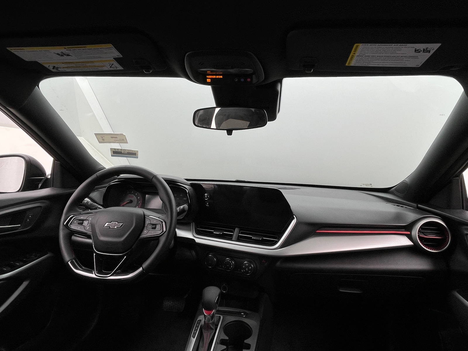 Thumbnail: 2024 Chevrolet Trax - 3