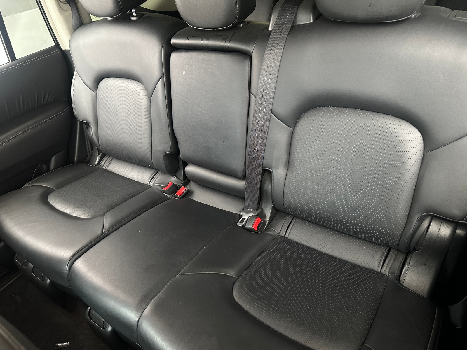 Thumbnail: 2017 INFINITI QX80 - 5