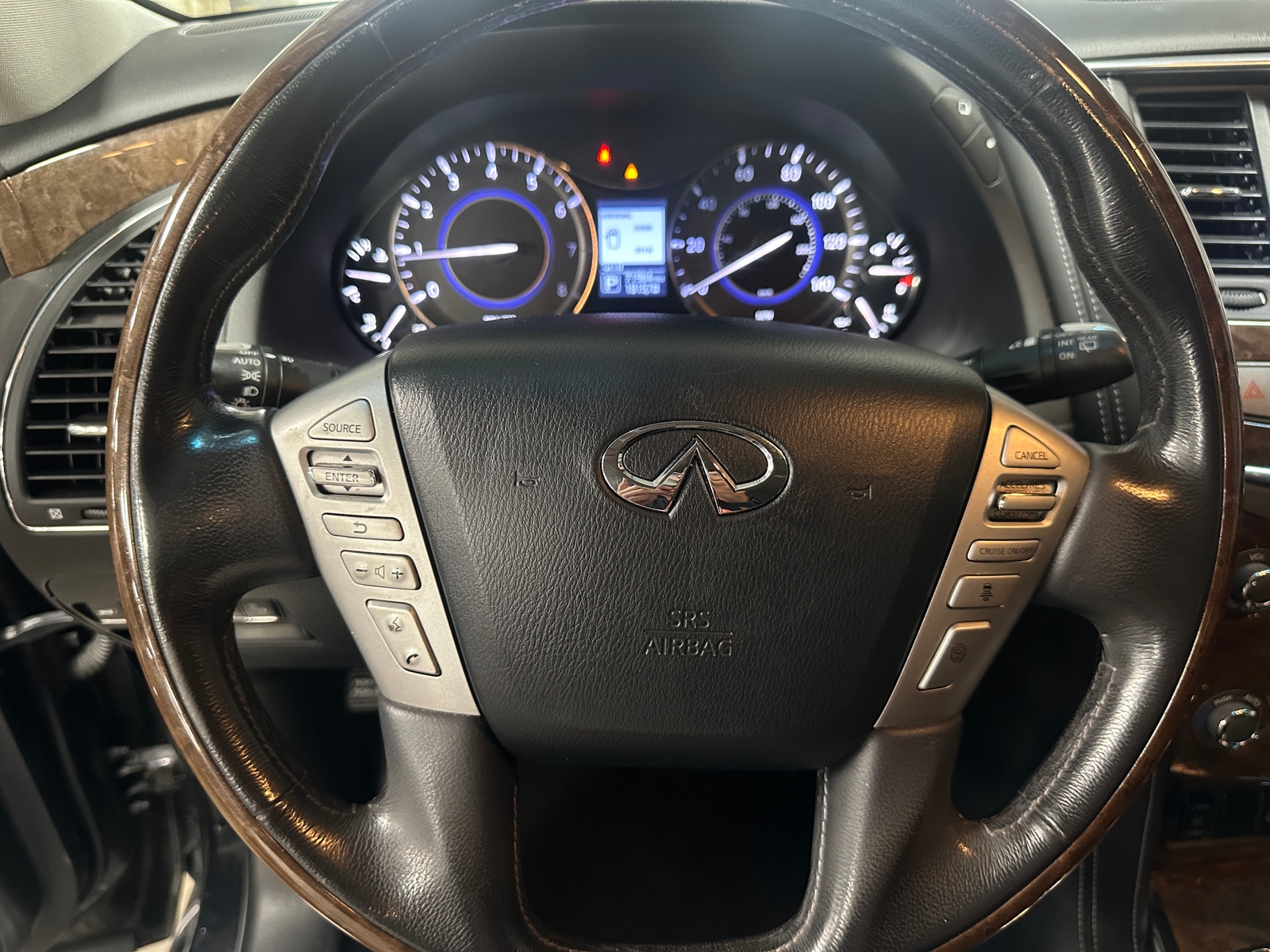 Thumbnail: 2017 INFINITI QX80 - 4