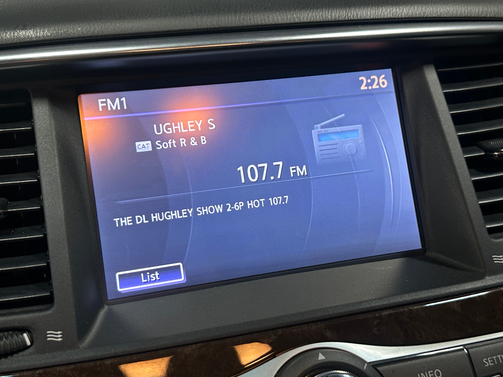 Thumbnail: 2017 INFINITI QX80 - 3