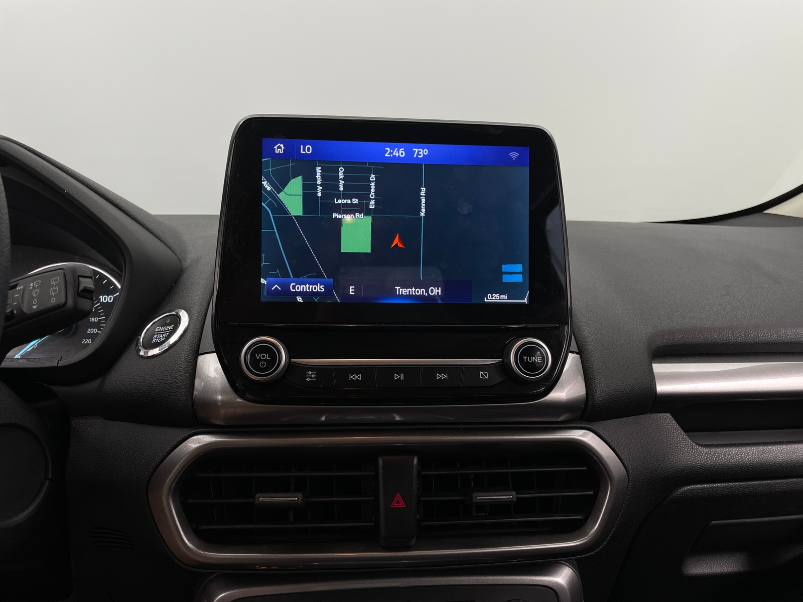Thumbnail: 2022 Ford EcoSport - 4