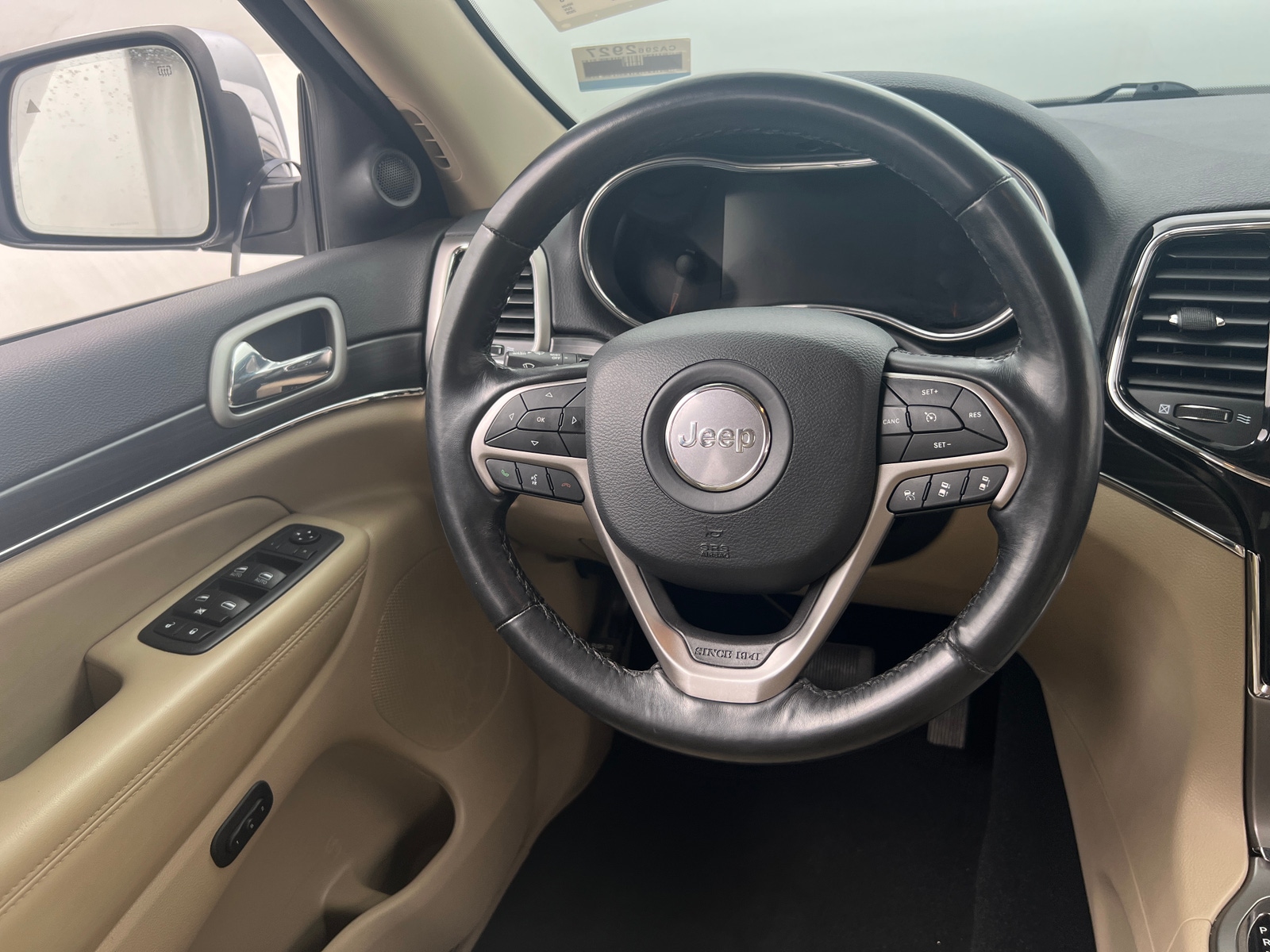 Thumbnail: 2020 Jeep Grand Cherokee - 4