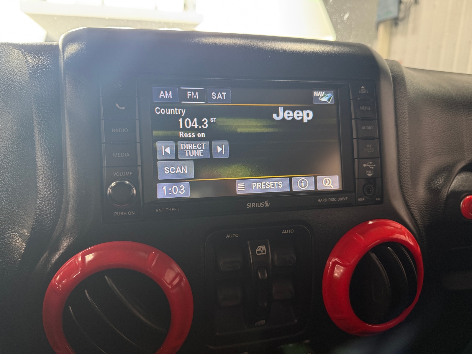 Thumbnail: 2017 Jeep Wrangler - 3
