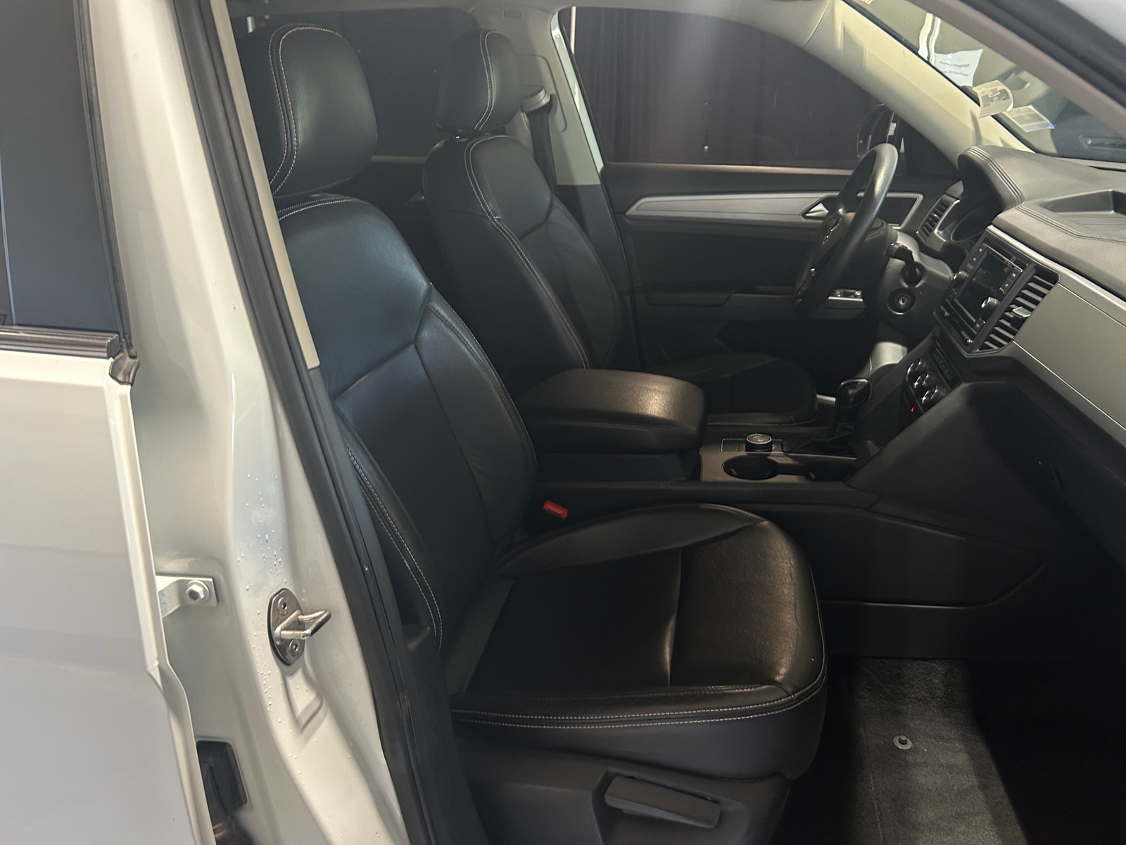 Thumbnail: 2018 Volkswagen Atlas - 2