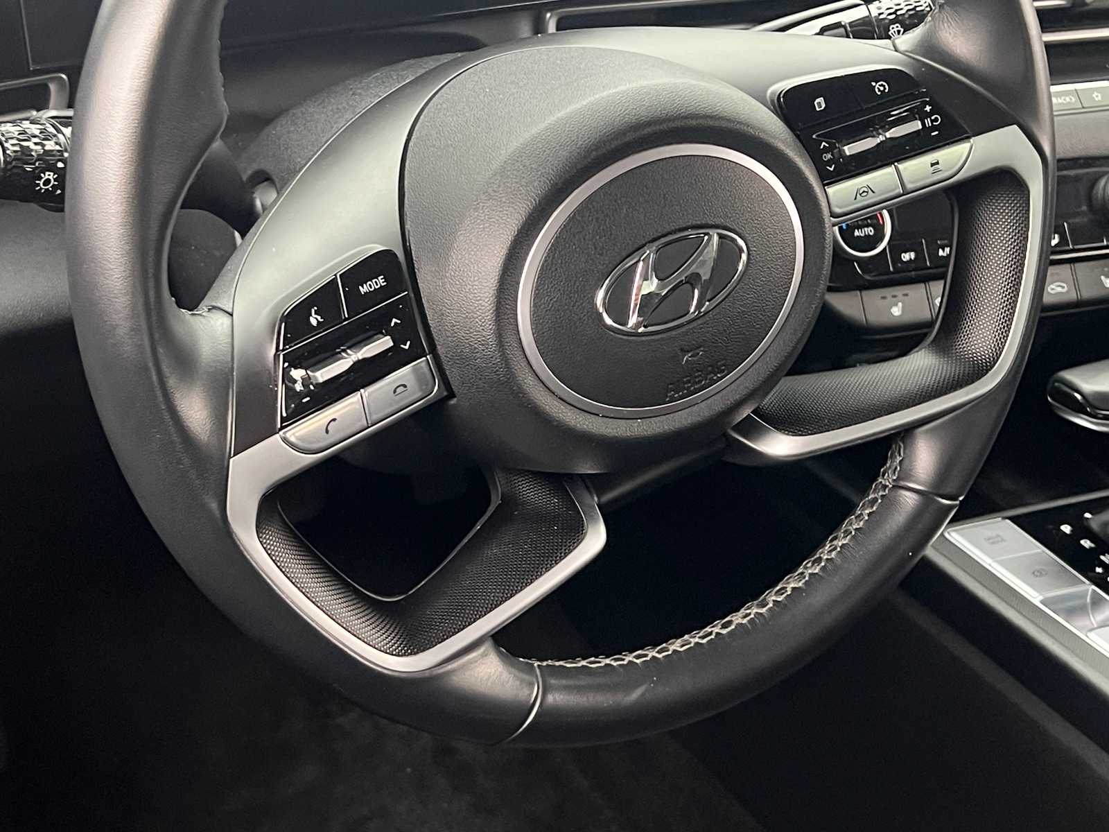 Thumbnail: 2023 Hyundai Elantra - 5