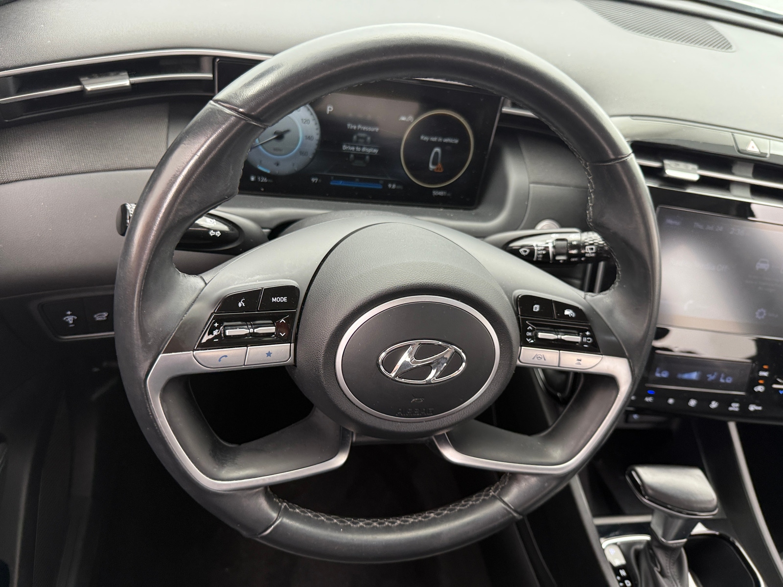 Thumbnail: 2022 Hyundai Tucson - 4