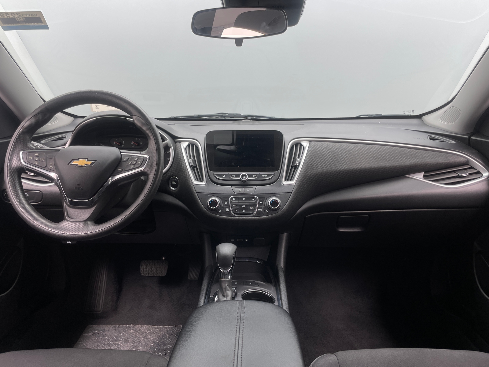 Thumbnail: 2023 Chevrolet Malibu - 3
