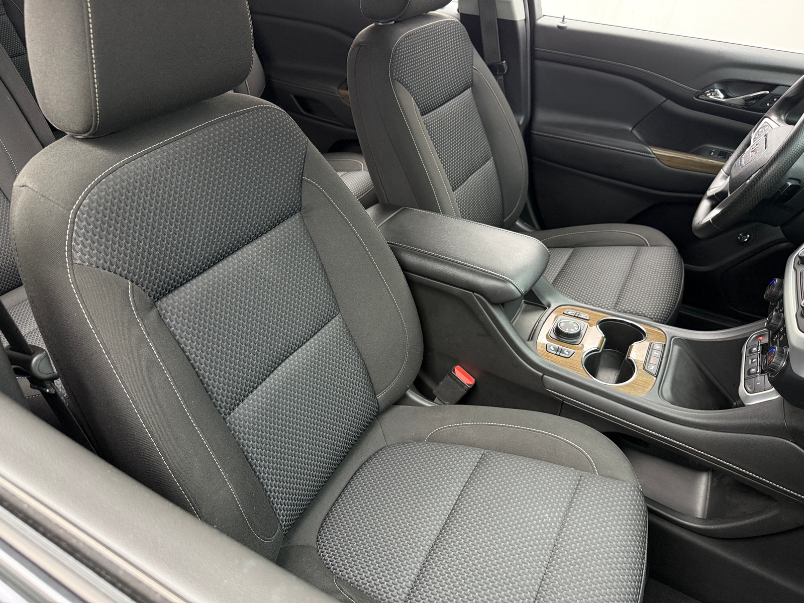 Thumbnail: 2021 GMC Acadia - 2
