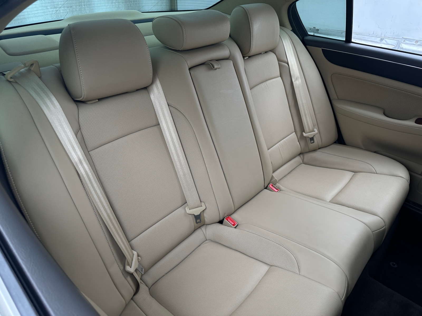 Thumbnail: 2012 Hyundai Genesis - 5