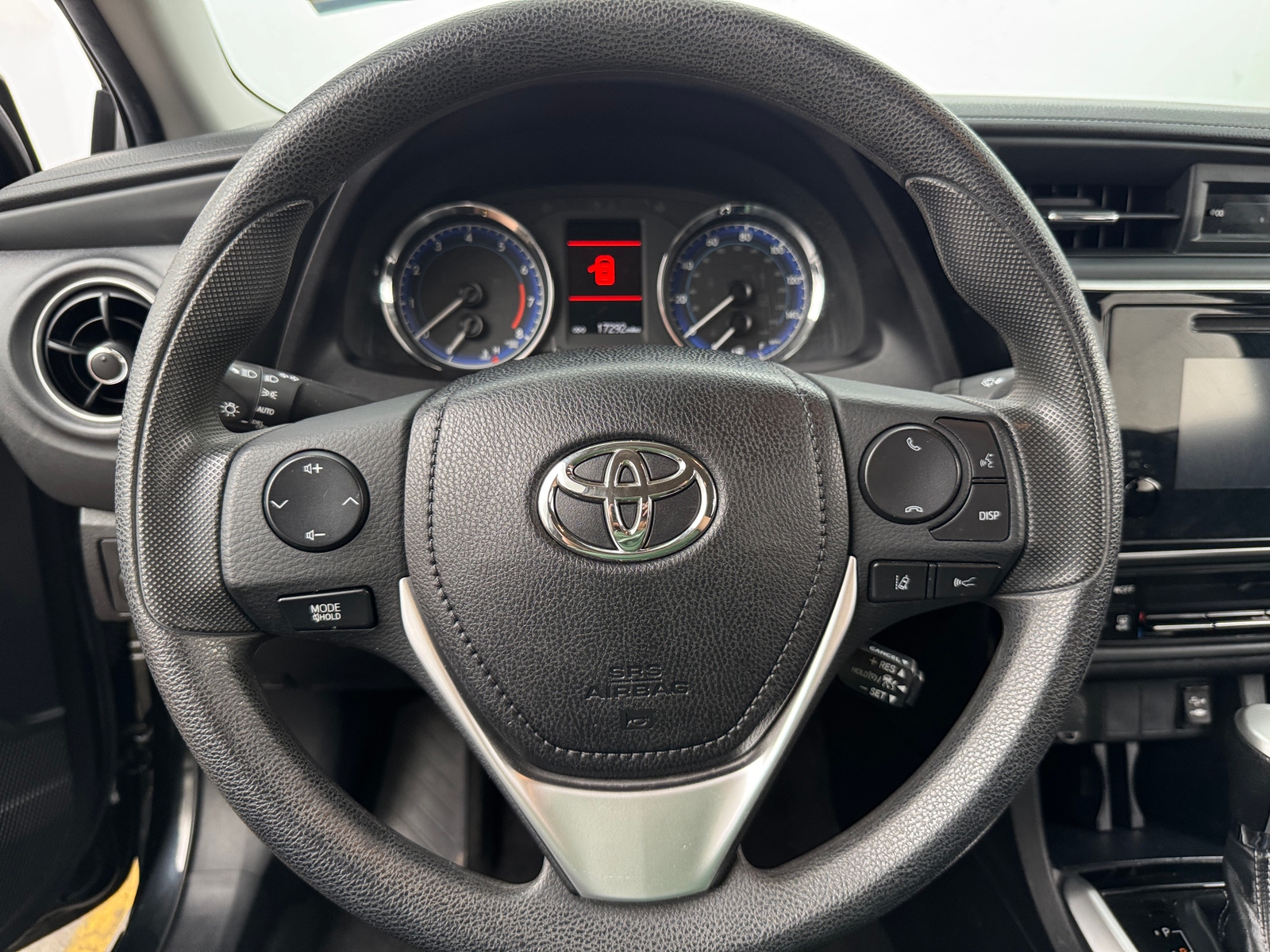 Thumbnail: 2018 Toyota Corolla - 5