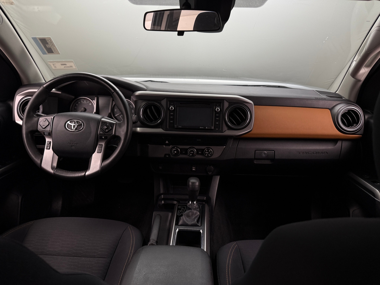 Thumbnail: 2019 Toyota Tacoma - 3