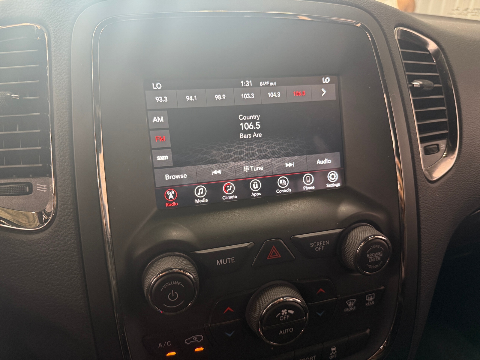Thumbnail: 2019 Dodge Durango - 3