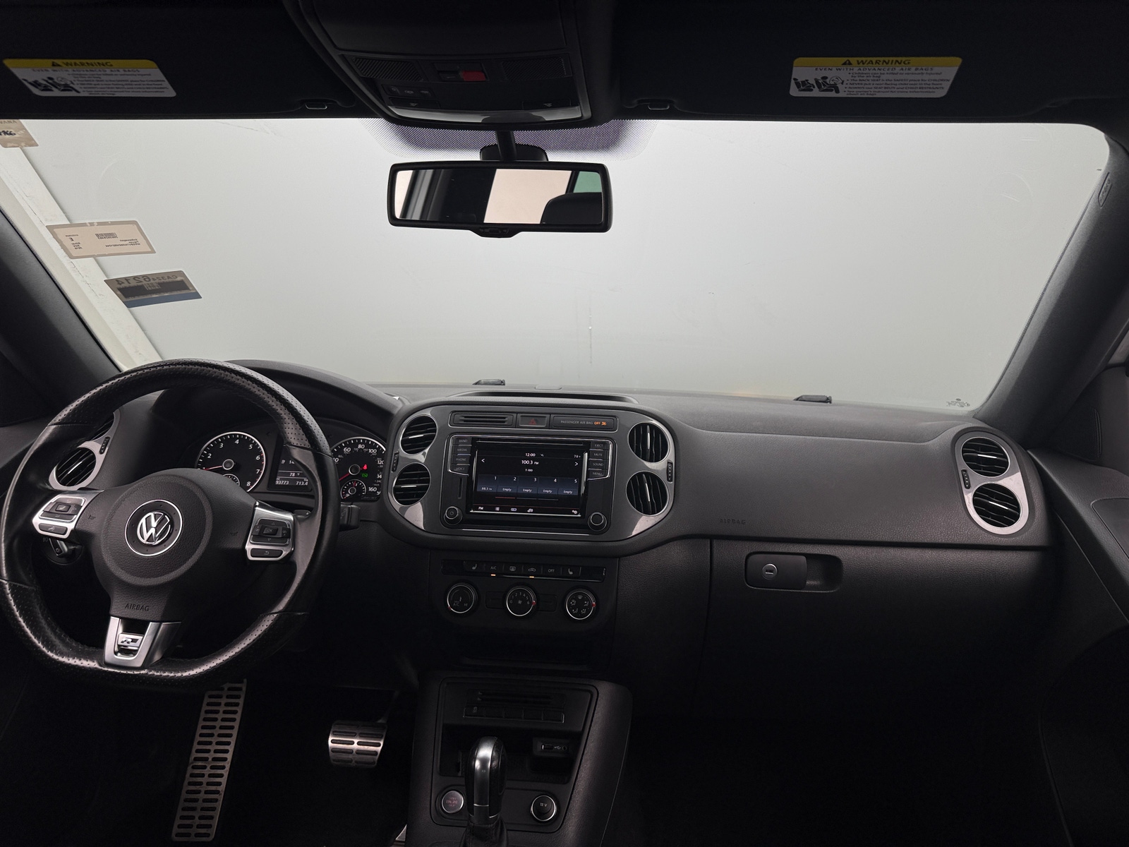Thumbnail: 2016 Volkswagen Tiguan - 3