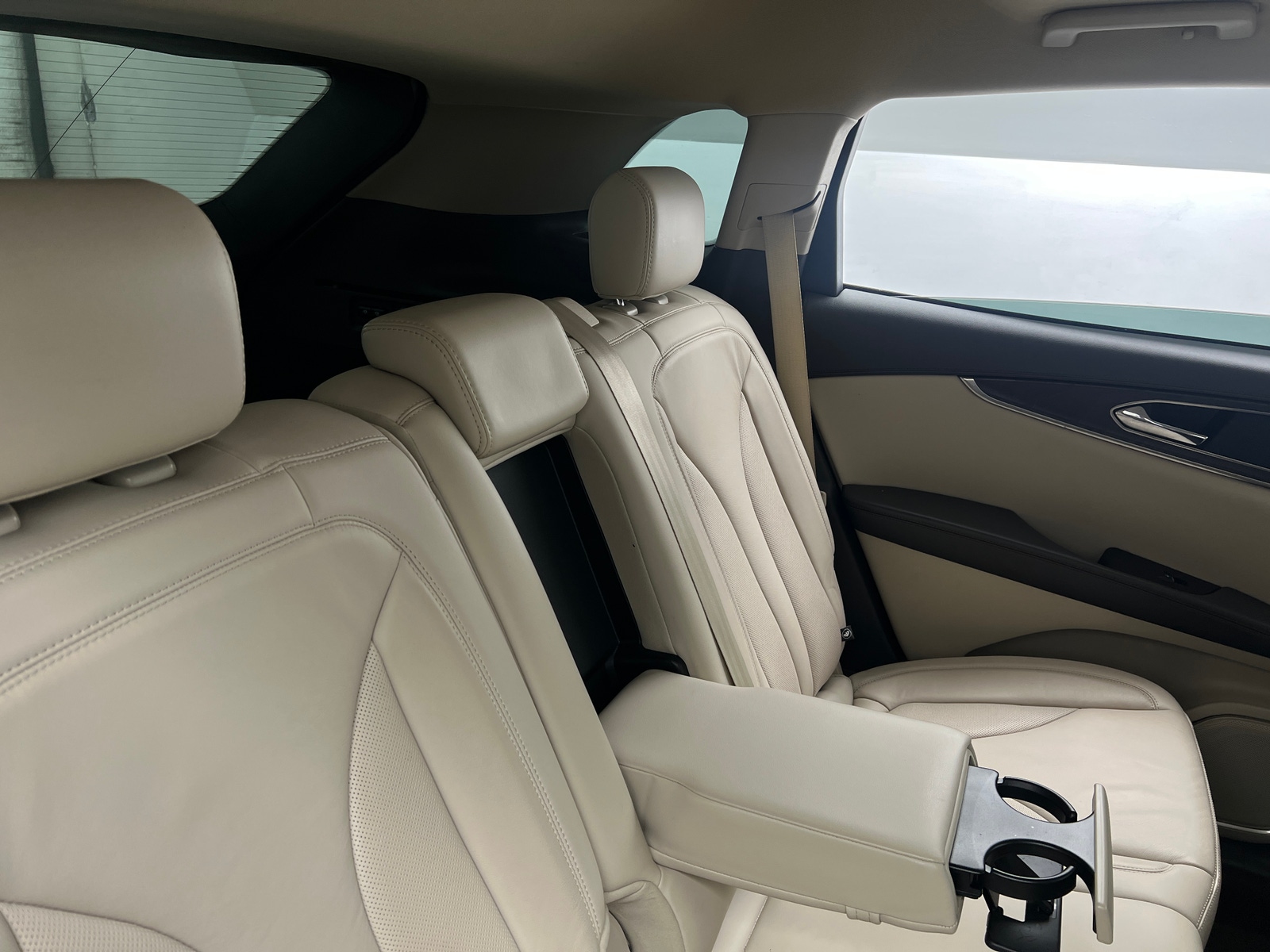 Thumbnail: 2019 Lincoln Nautilus - 5