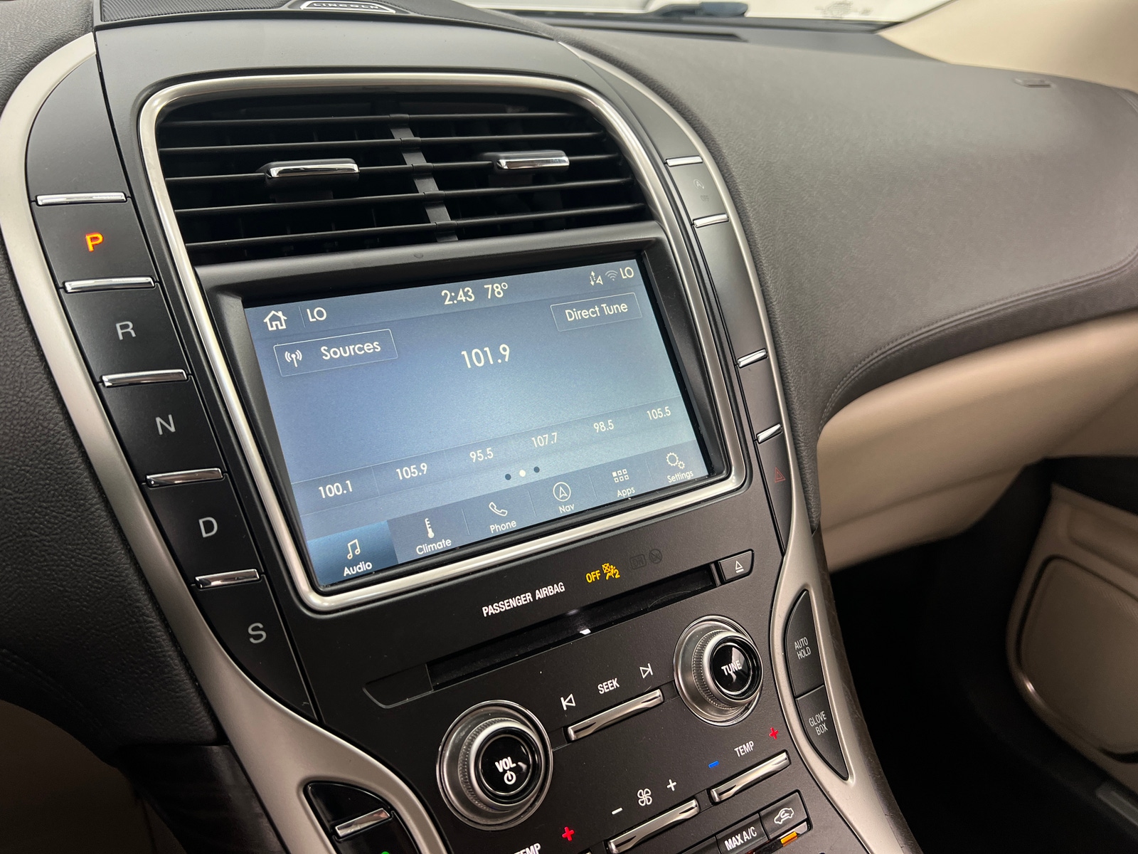 Thumbnail: 2019 Lincoln Nautilus - 3