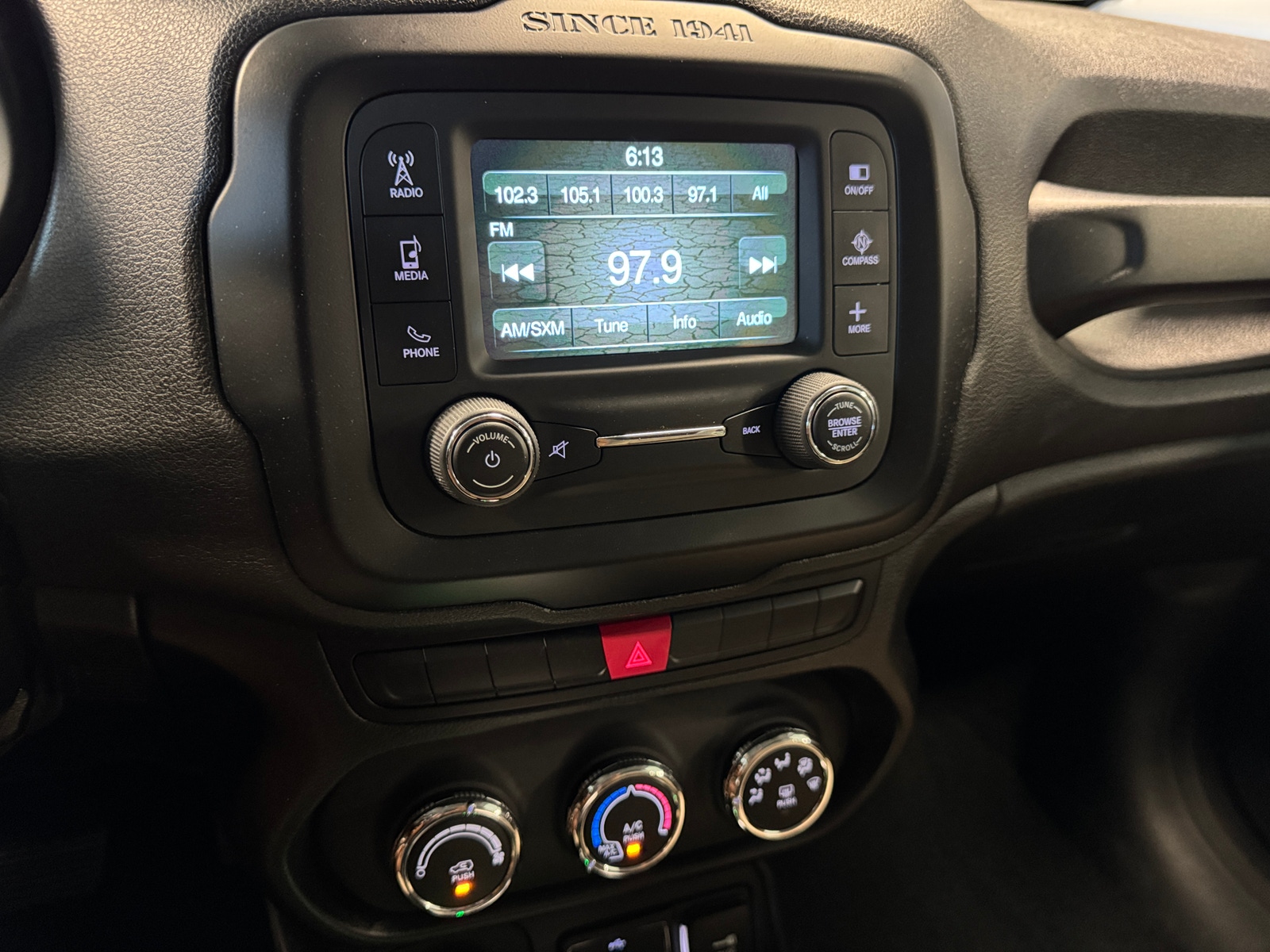 Thumbnail: 2015 Jeep Renegade - 4