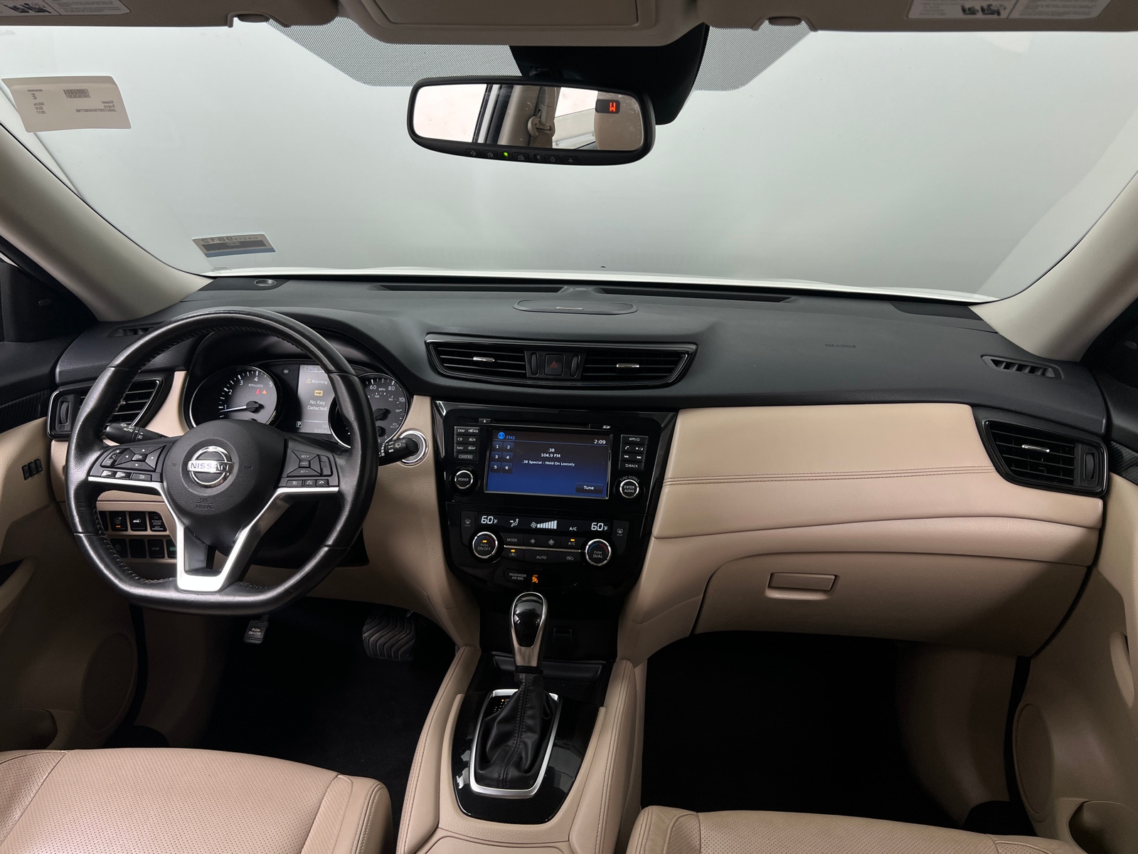 Thumbnail: 2017 Nissan Rogue - 2