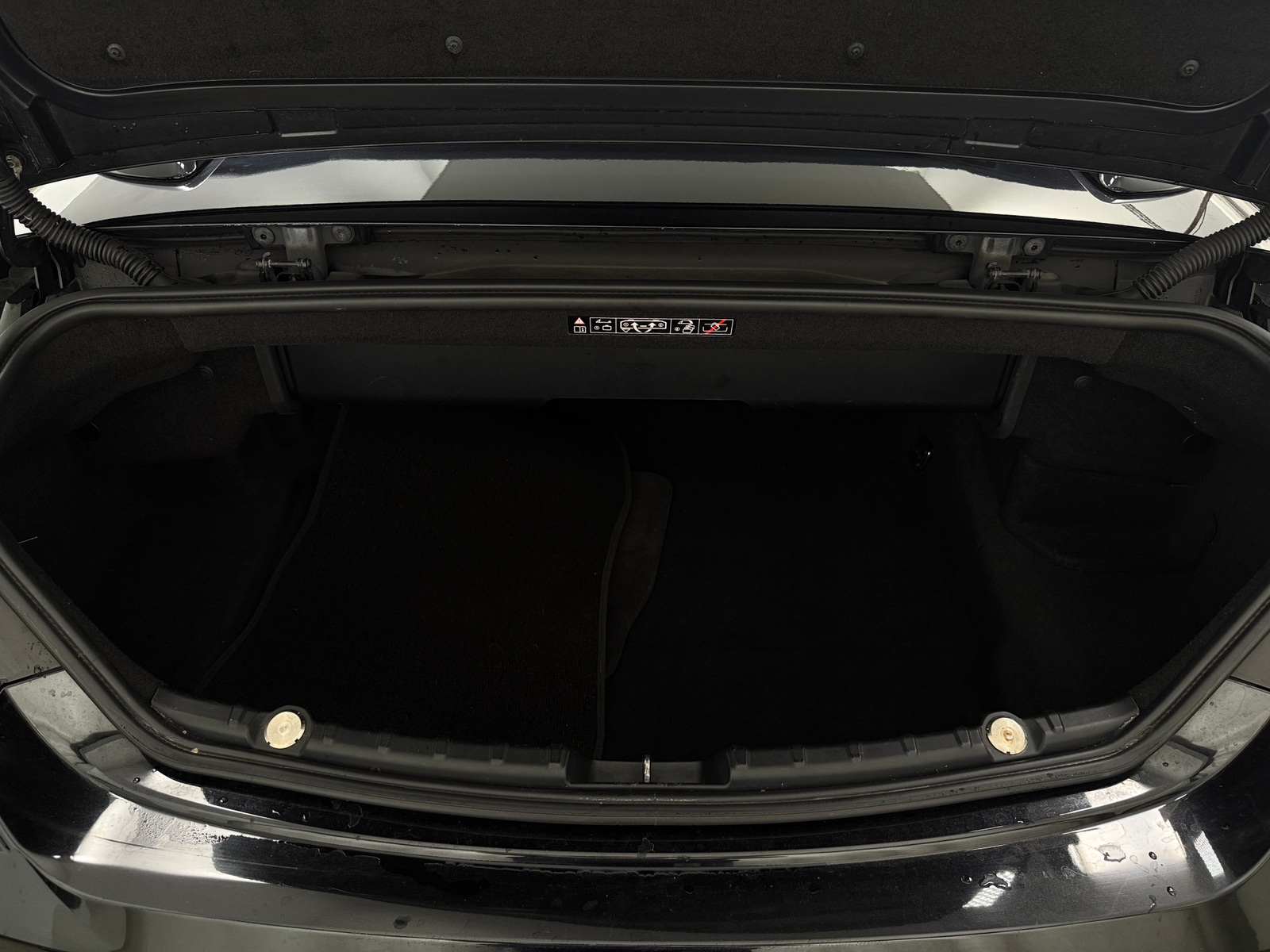 Thumbnail: 2015 BMW 6 Series - 6