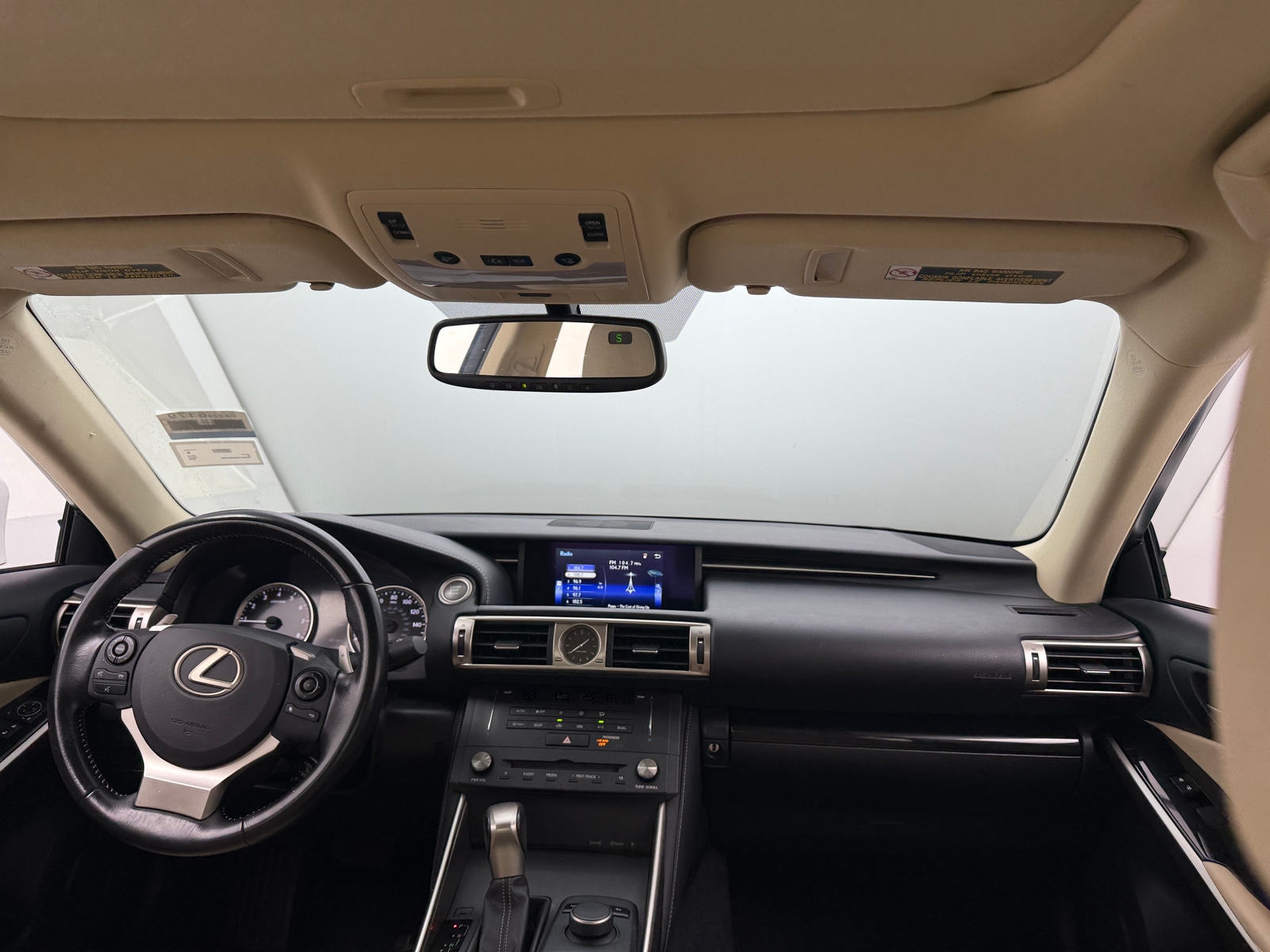 Thumbnail: 2016 Lexus IS - 2