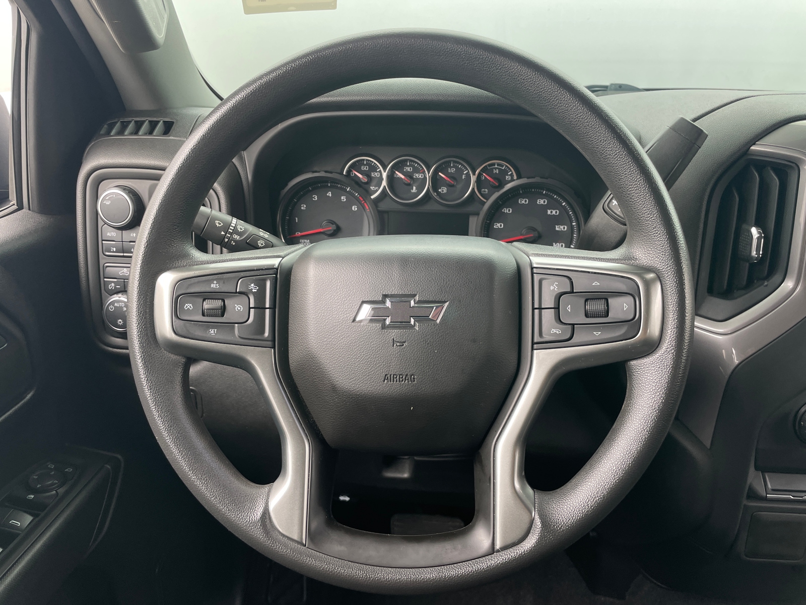 Thumbnail: 2021 Chevrolet Silverado 1500 - 5