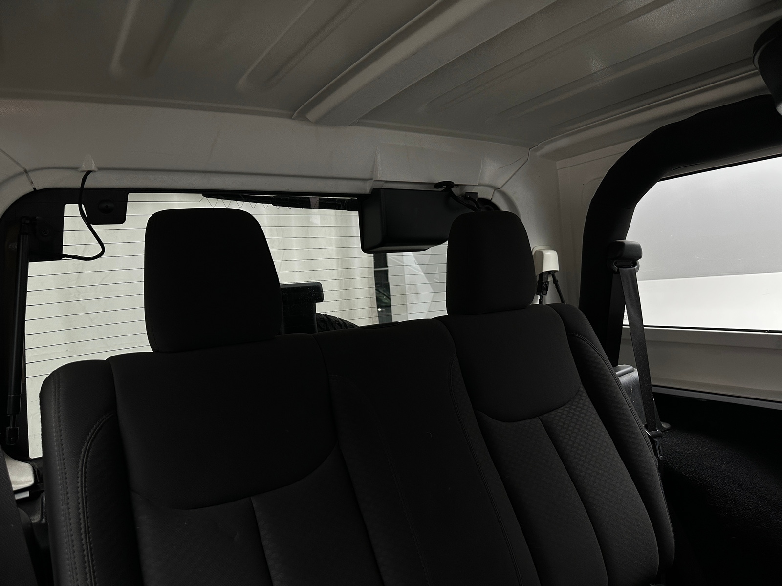 Thumbnail: 2016 Jeep Wrangler - 6