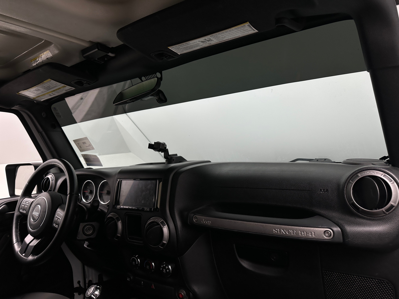 Thumbnail: 2016 Jeep Wrangler - 3