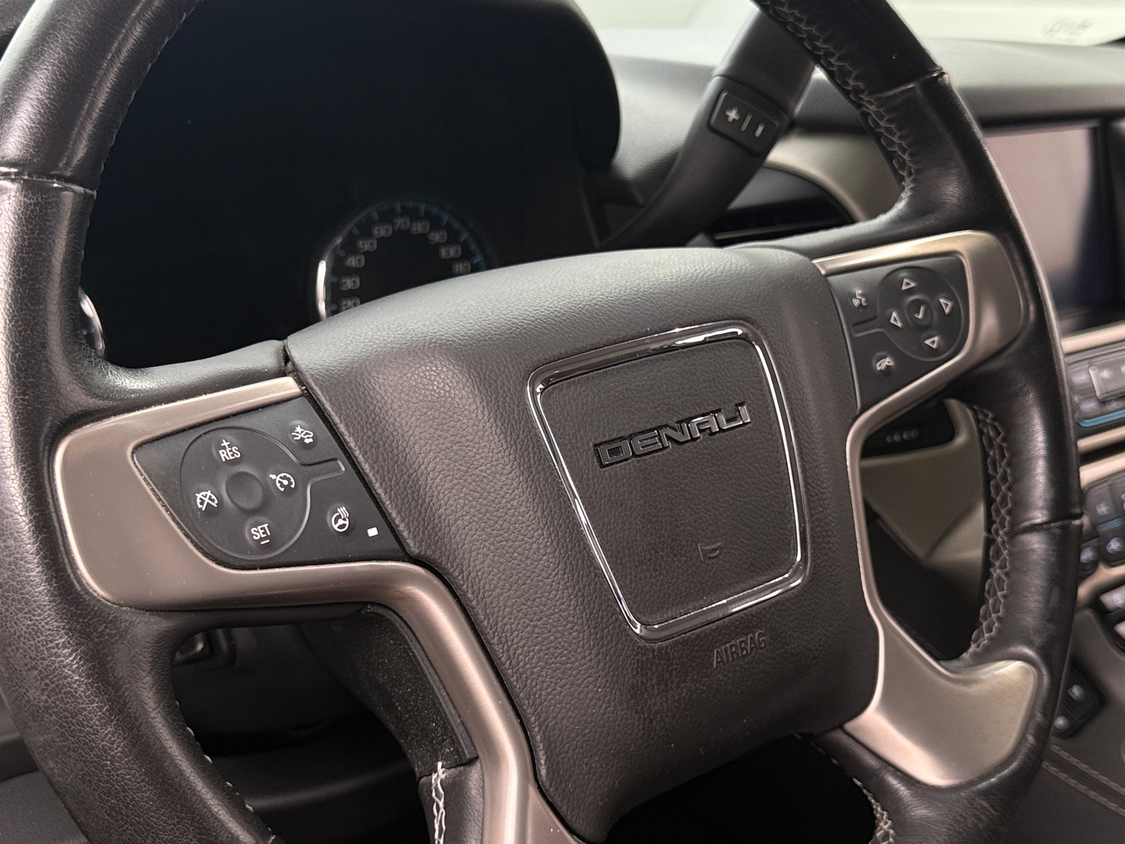 Thumbnail: 2020 GMC Yukon - 4
