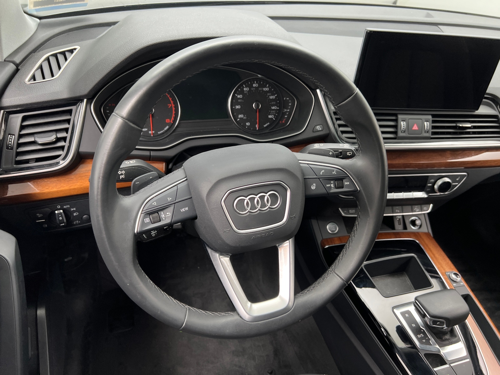 Thumbnail: 2023 Audi Q5 - 4