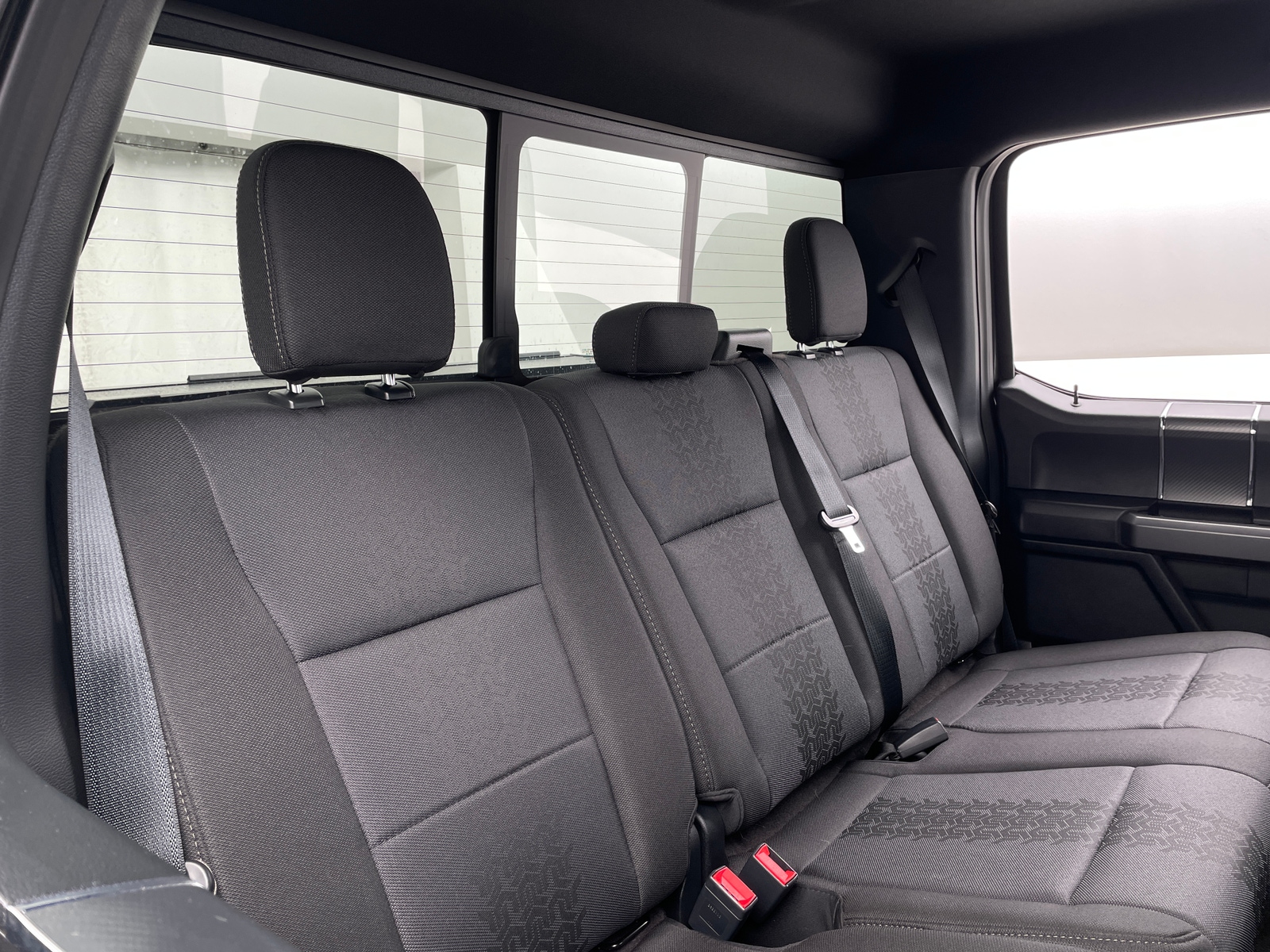 Thumbnail: 2020 Ford Econoline - 6