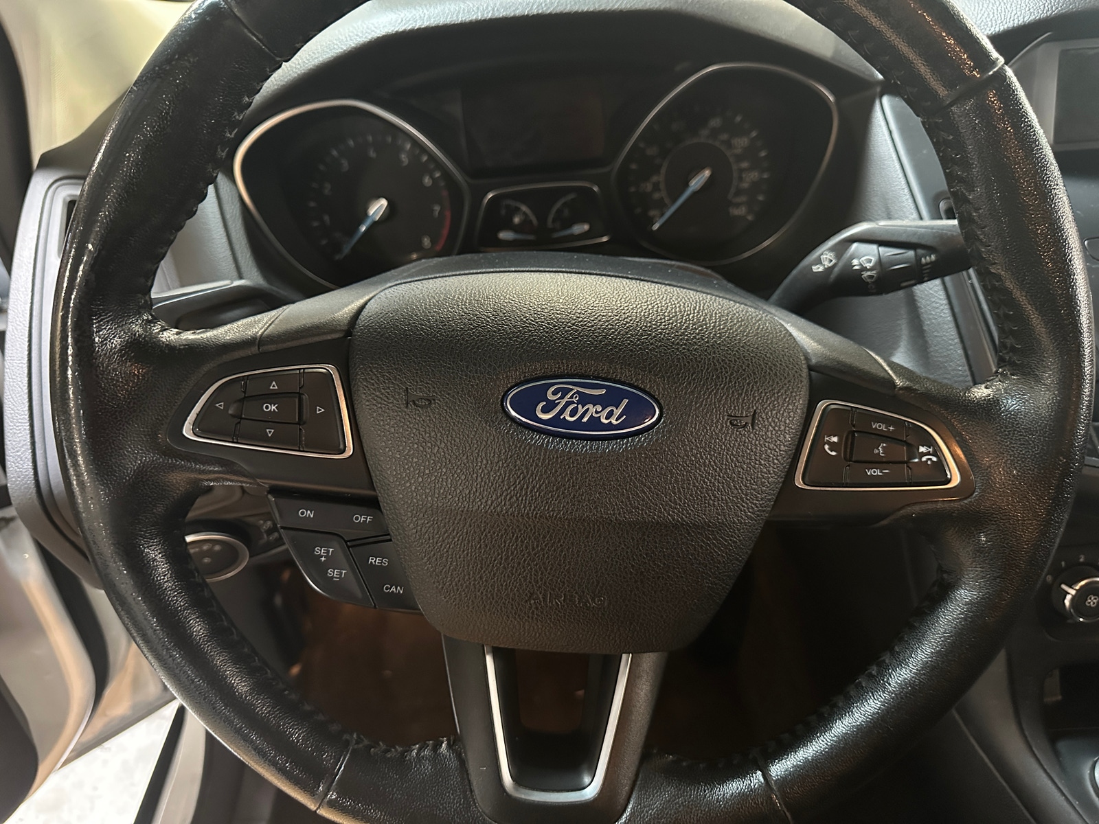 Thumbnail: 2015 Ford Focus - 5