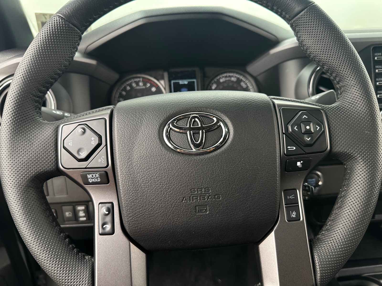 Thumbnail: 2022 Toyota Tacoma - 5