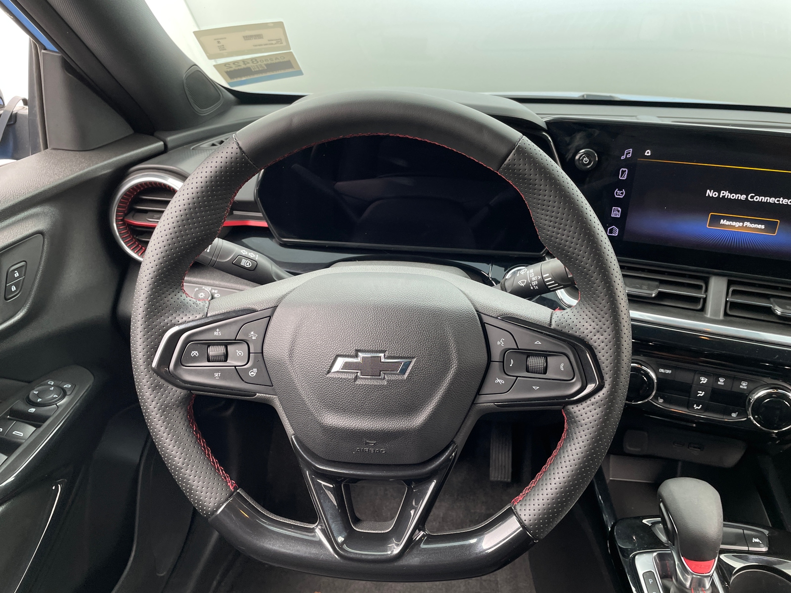 Thumbnail: 2024 Chevrolet Trax - 3