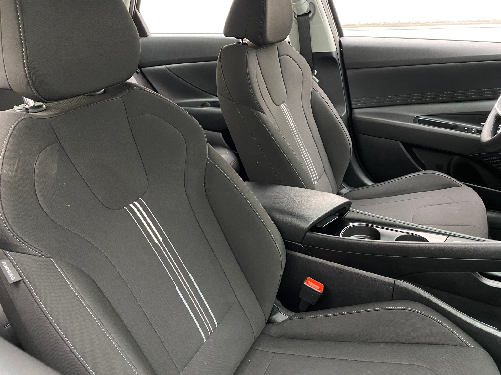 Thumbnail: 2024 Hyundai Elantra - 2