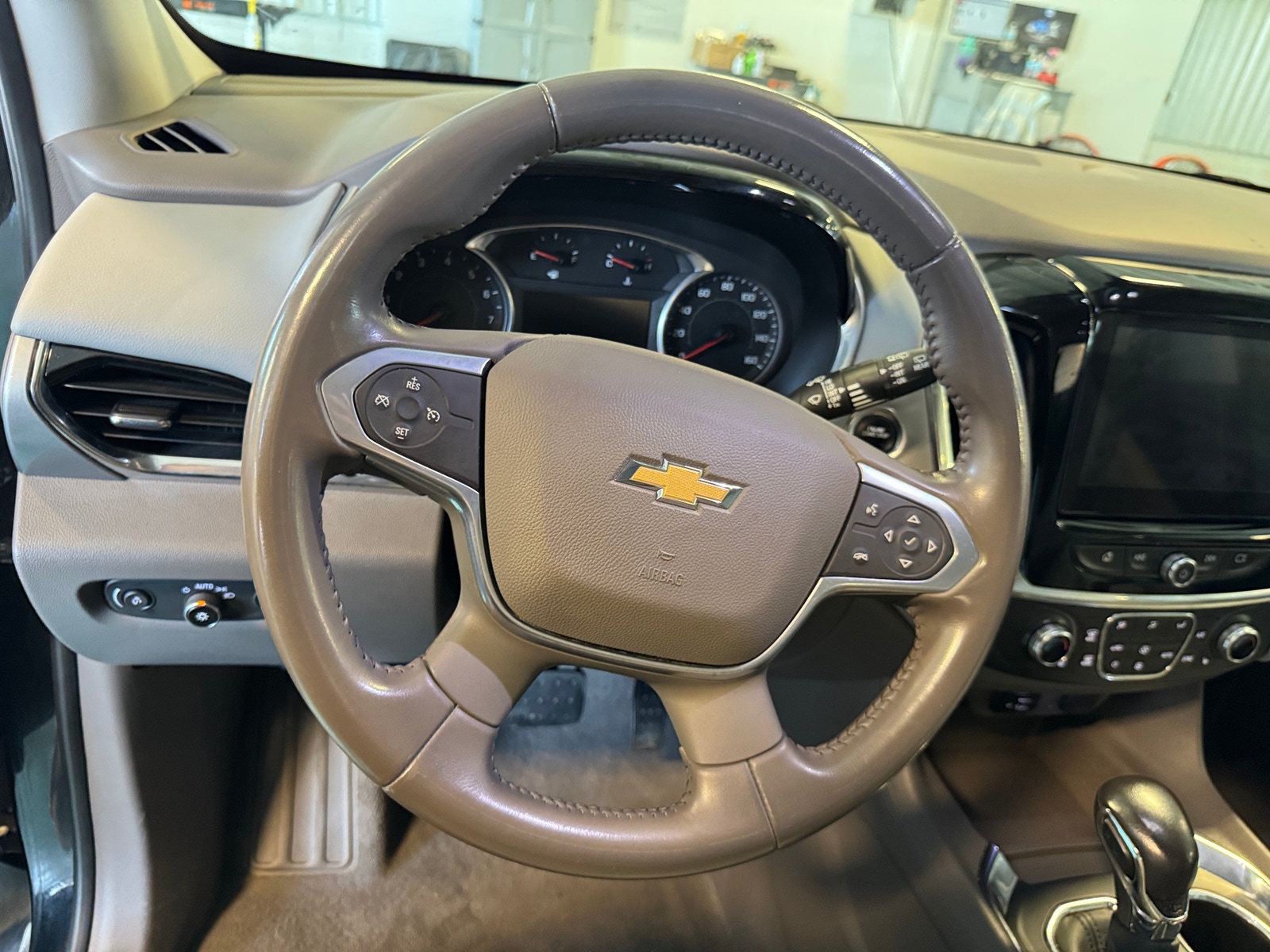 Thumbnail: 2021 Chevrolet Traverse - 4