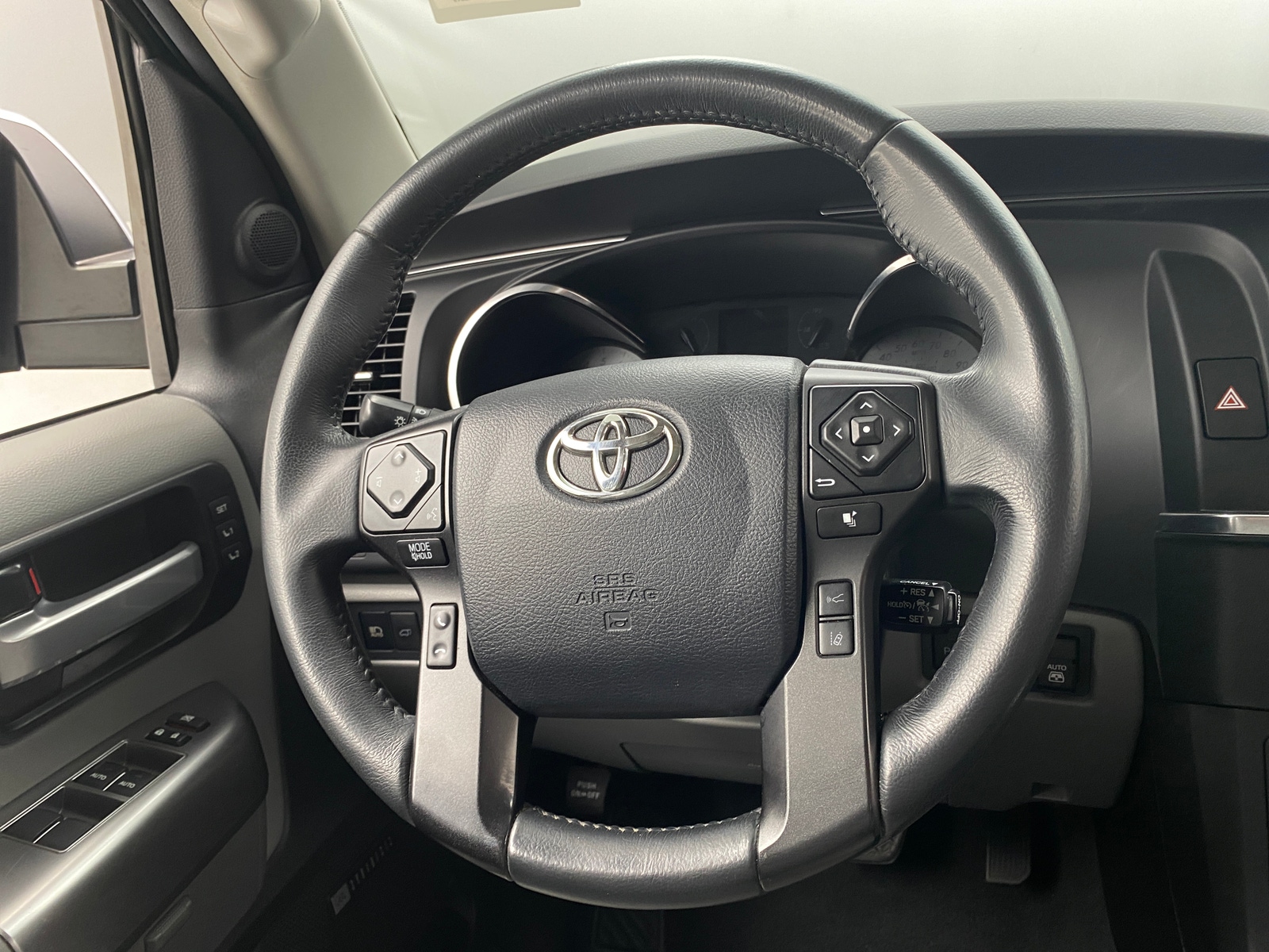 Thumbnail: 2019 Toyota Sequoia - 4
