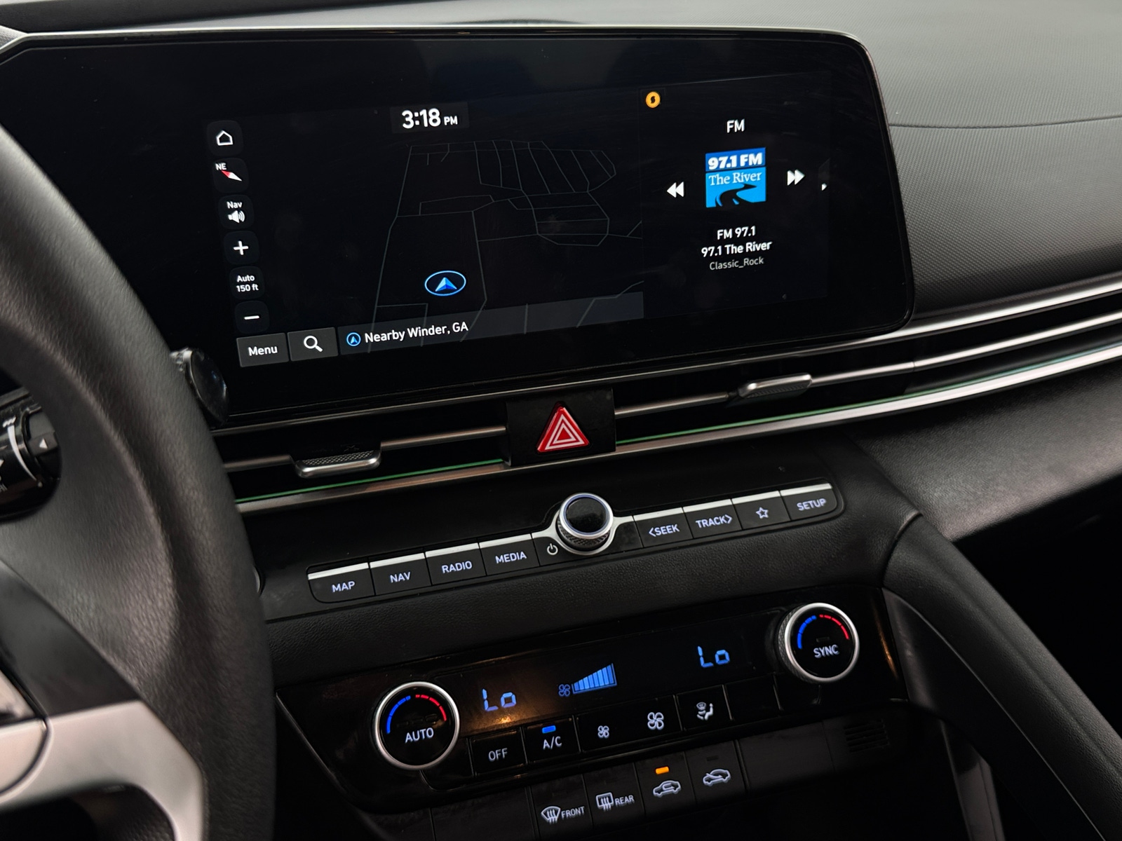 Thumbnail: 2024 Hyundai Elantra - 4