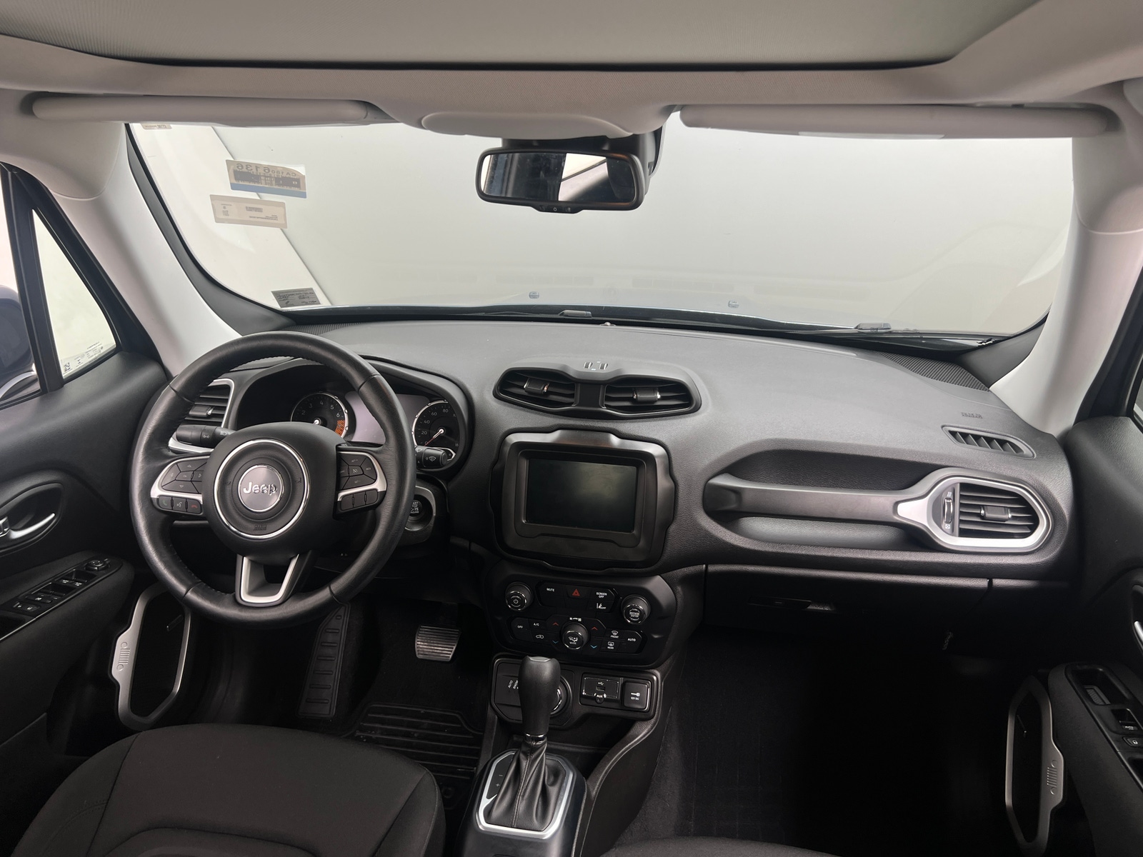Thumbnail: 2021 Jeep Renegade - 3