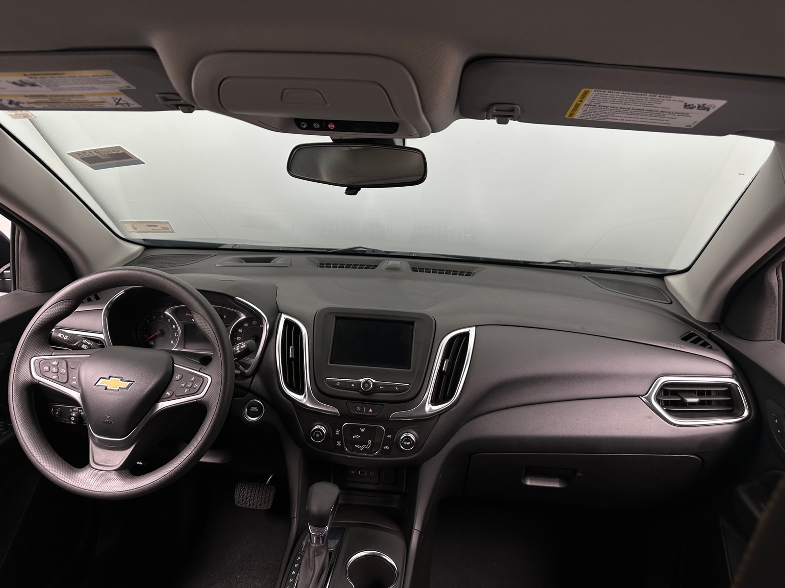 Thumbnail: 2022 Chevrolet Equinox - 3