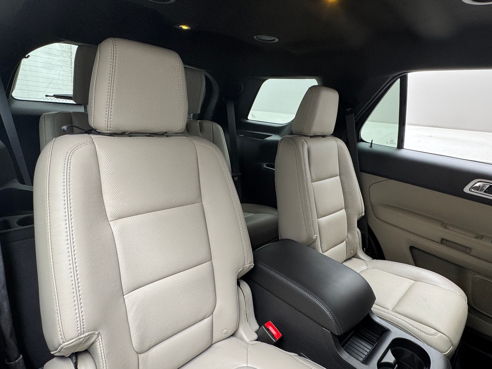Thumbnail: 2015 Ford Explorer - 5